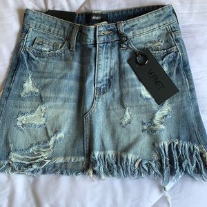 NWT Vervet high-rise denim mini skirt